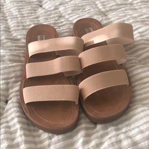 Steve Madden Sandals Size 10